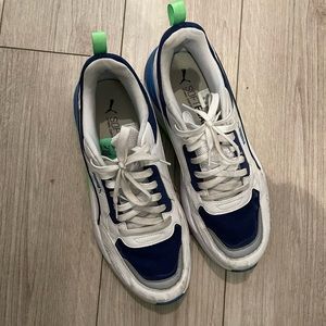 Puma sneakers